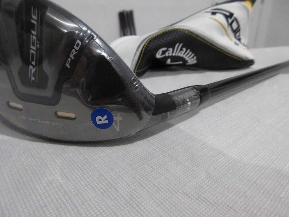 Left-Handed Callaway Rogue ST Pro 4 Hybrid - 23* - 4H - Regular Graphite - NEW - Image 4 of 4