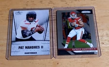 Patrick Mahomes ll Chiefs LOT (2) 2017 Leaf DRAFT Rookie #07 / PRIZM