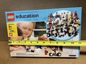 Lego 9247 Education Community Workers - Year 2006 - Brand New Sealed