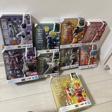 S.H.Figuarts Dragon Ball Figure 9-Piece Set F...