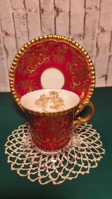 Aynsley England Vintage Bone China Teacup and Saucer Set Cranberry Gold 12120