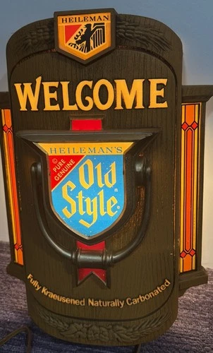 Vintage  Light up Old Style Beer Sign