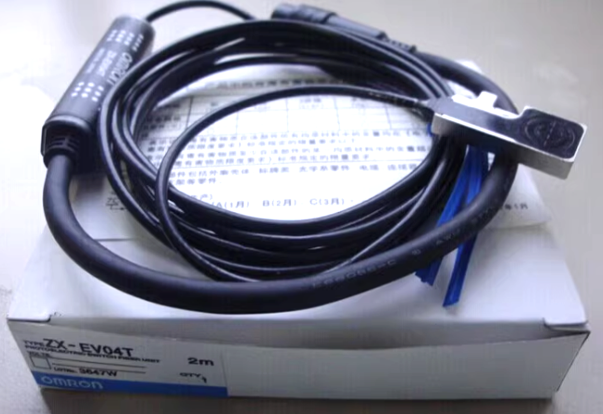 Omron ZX-EV04T Sensor New One ZXEV04T // | eBay