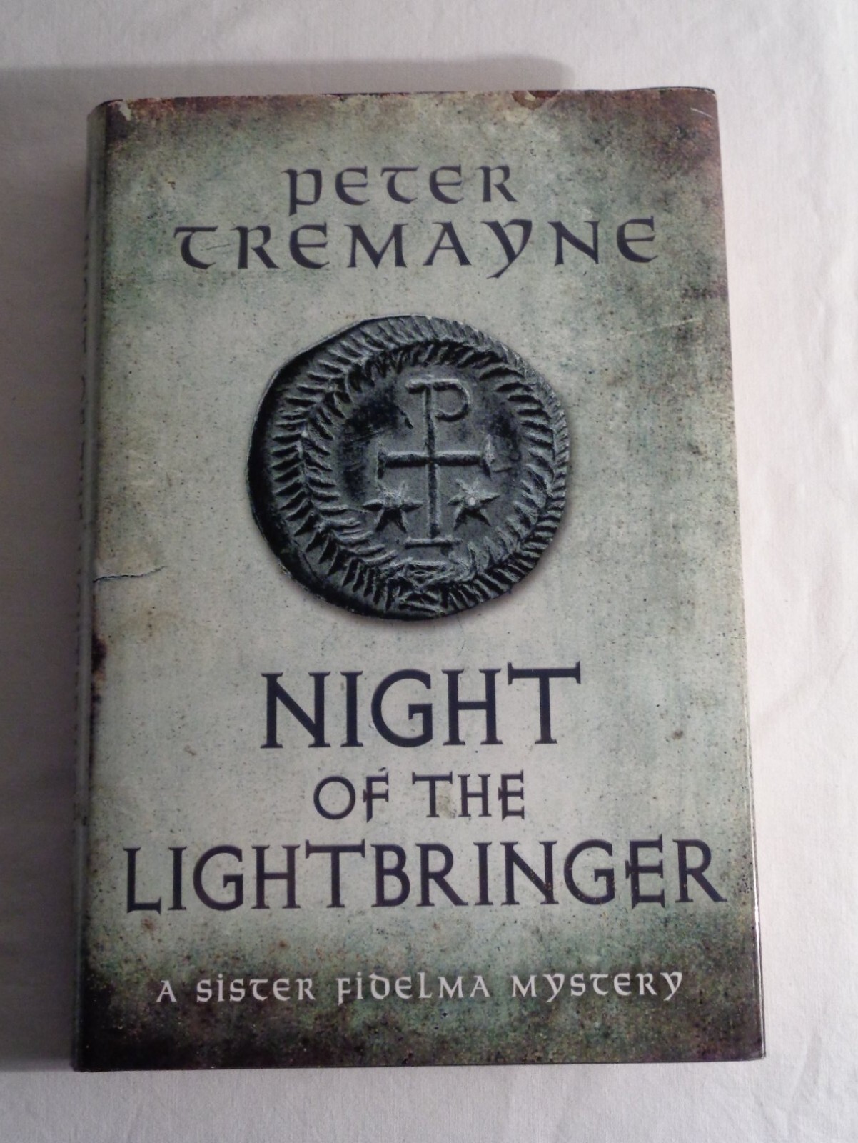 Peter Tremayne Night Of The Lightbringer Historical Crime Hardback Book 1st 2017
