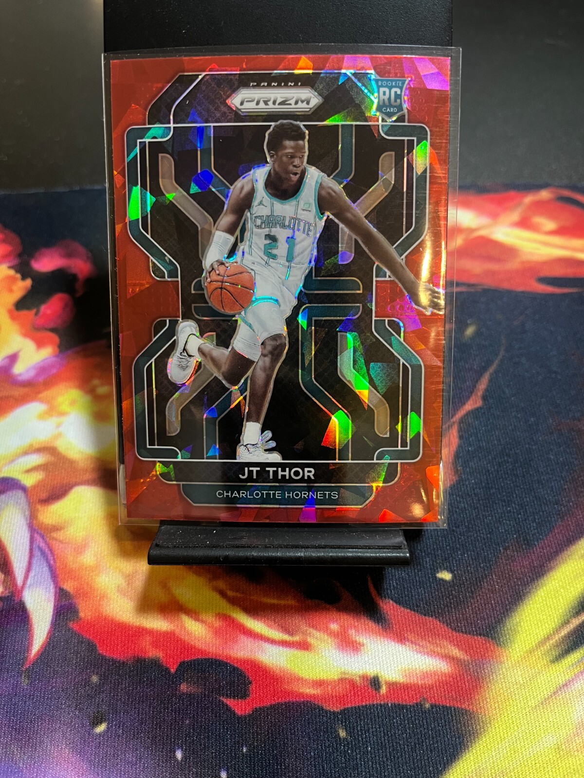 2021-22 Panini Prizm Rookie JT Thor Charlotte Hornets Red Cracked Ice #272
