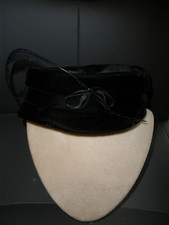 Vintage  Woman's Hat Black Velvet with curved feather EUC
