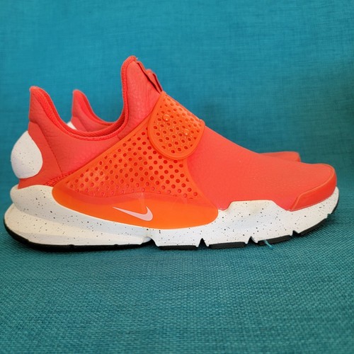 nike sock dart leather