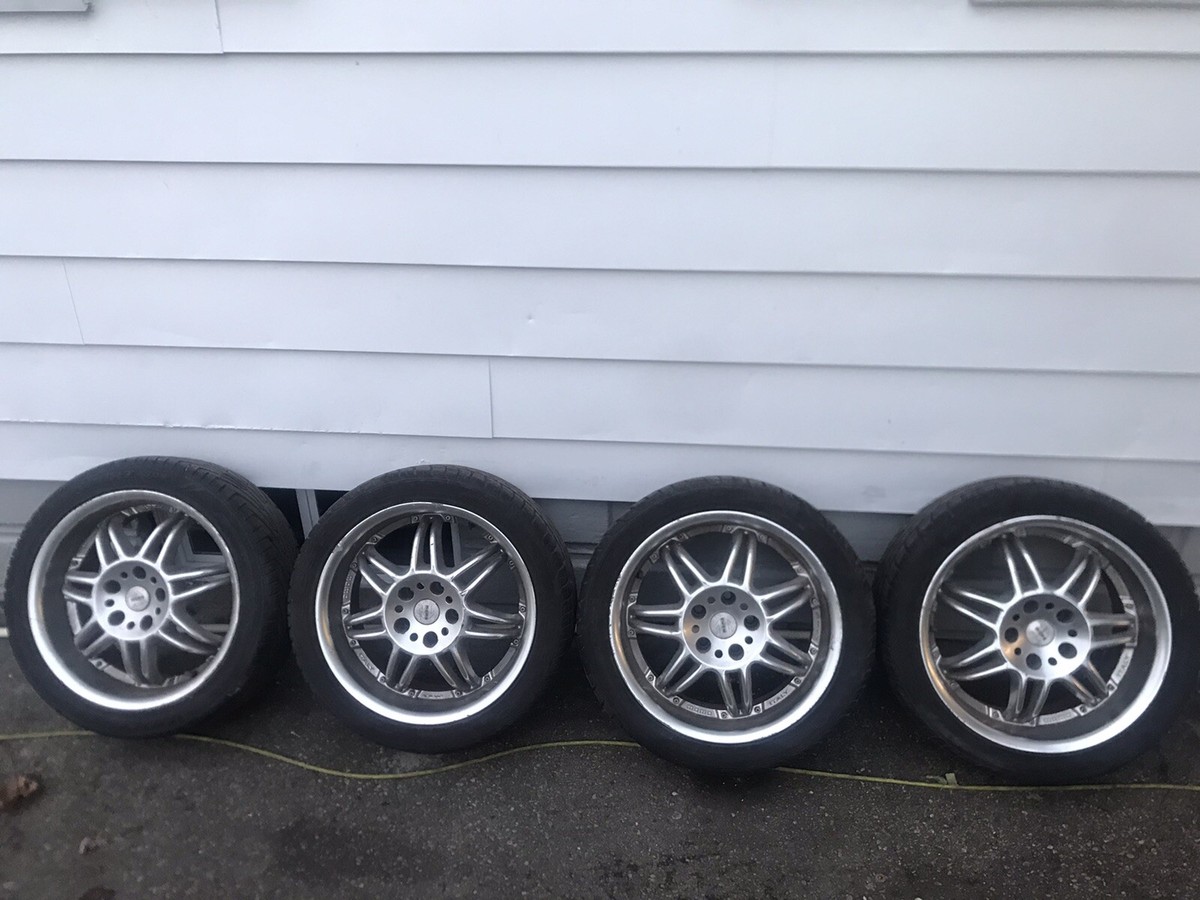 MOMO CORSE Wheels 17x8 5x114.3 Et38 Italian Alloy 5x4.5 S13 S14