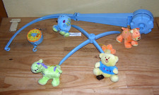 Mobile musical pour un lit de bébé - jouets 1er age