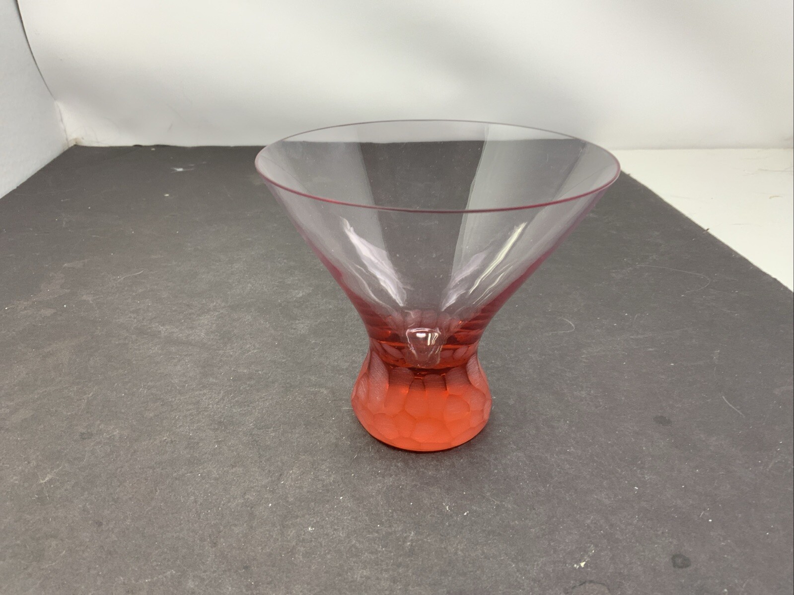 Moser Martini Pebbles Collection stemless red glass