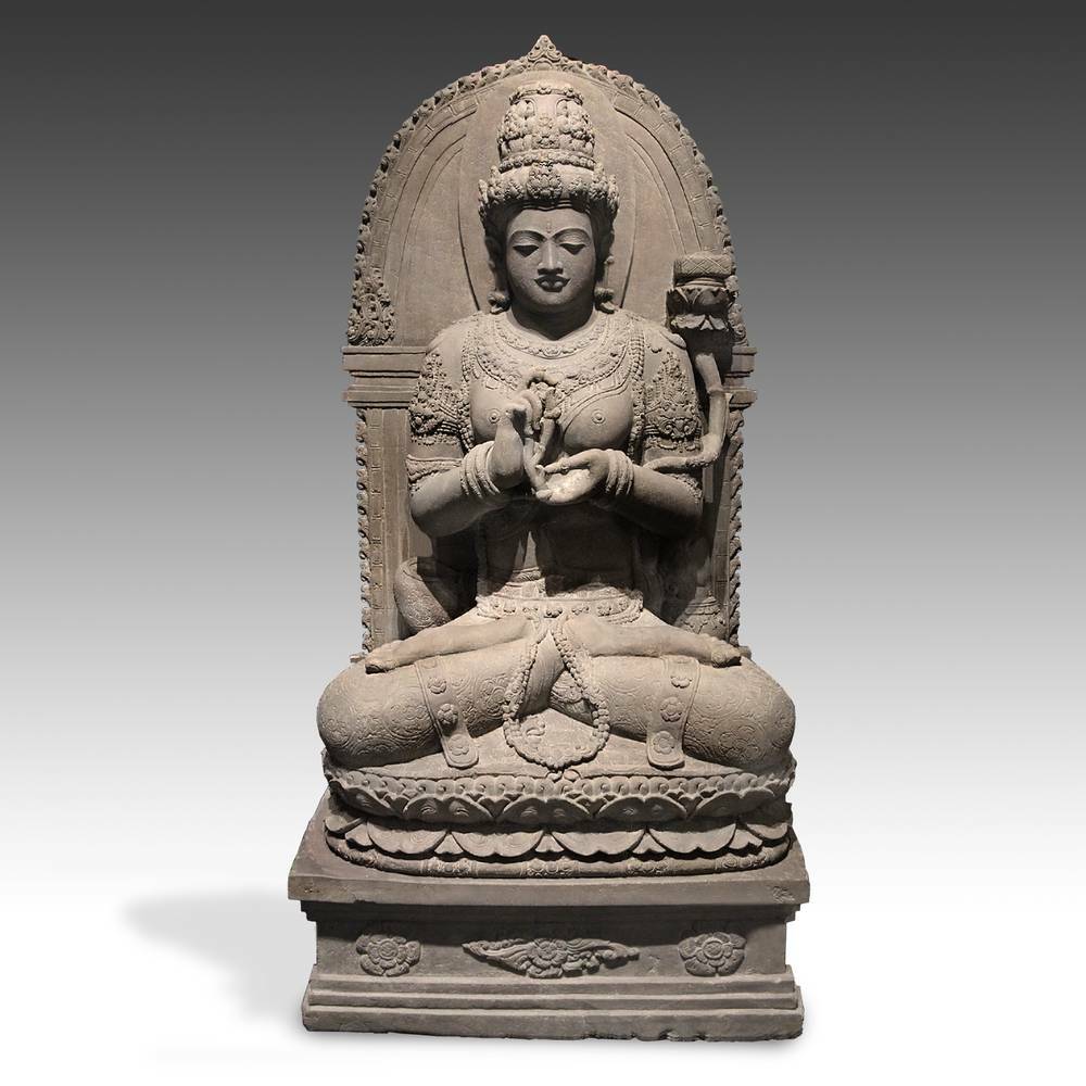 SEATED FIGURE KEN DEDES PRAJNAPARAMITA MOJAKARTO RIVERSTONE