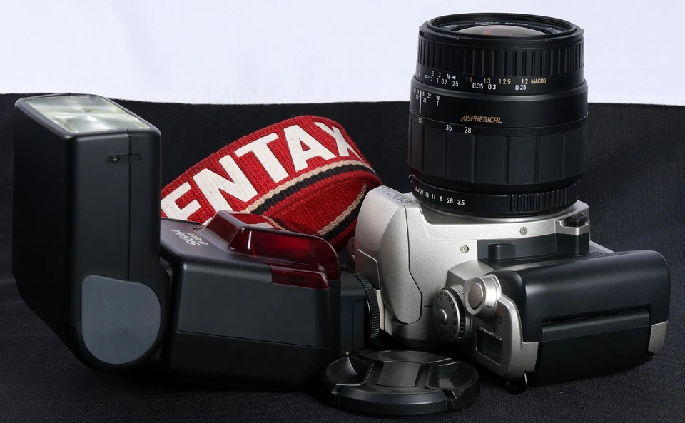 Pentax MZ-5 QD 35mm Film AF SLR c/w Sigma AF 28-80mm Asph Lens & EF-430ST Kit - Image 2 of 4