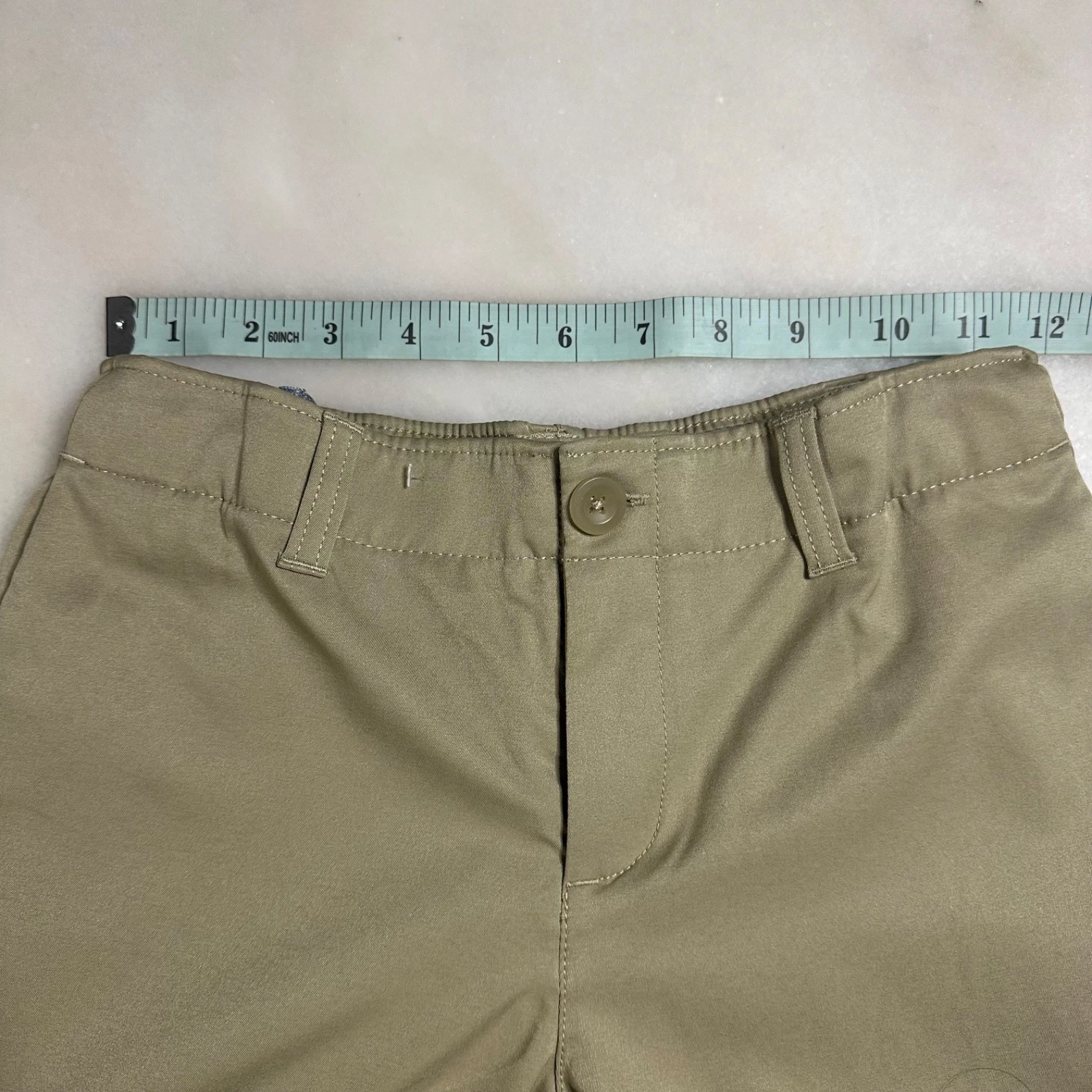 Under Armour Boys Khaki Pants Size 10 Stretch Athletic School Uniform Golf Play