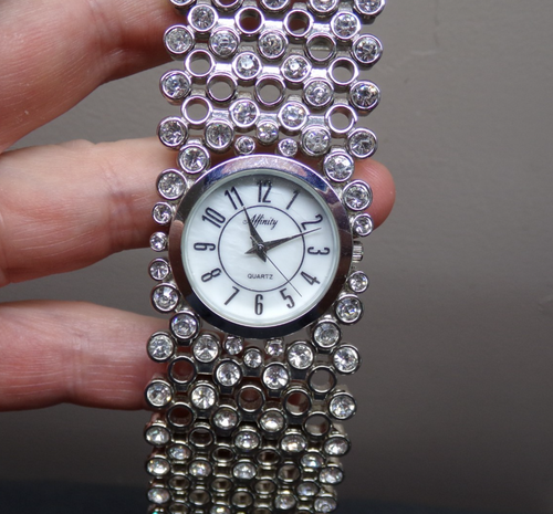 Montre Vintage Kim Rogers Pour Femme - Cadran Rose, Boîtier Argenté 40mm, Pile Neuve