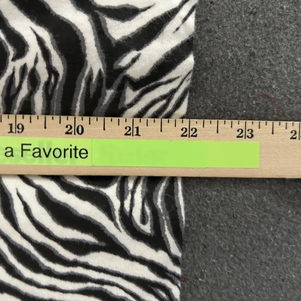 Cotton Flannel Fabric 4 yds x 44 Inches Zebra Print Black White - Image 4 of 4