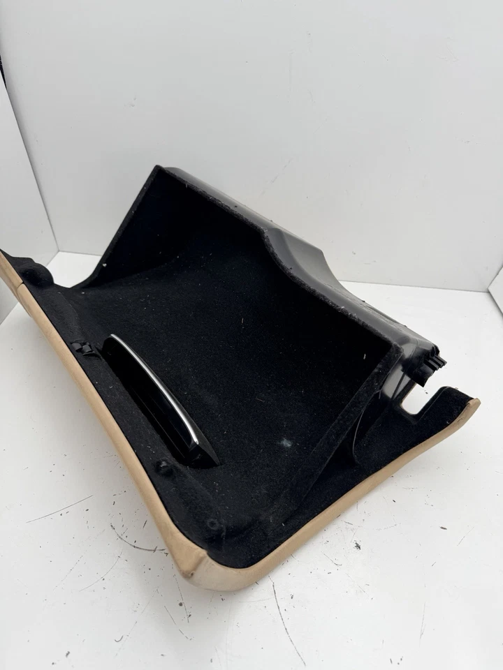 Mercedes-Benz Glove Compartment Lid  A 203 680 0498  For MERCEDES C240 2001-0em - Image 3 of 4