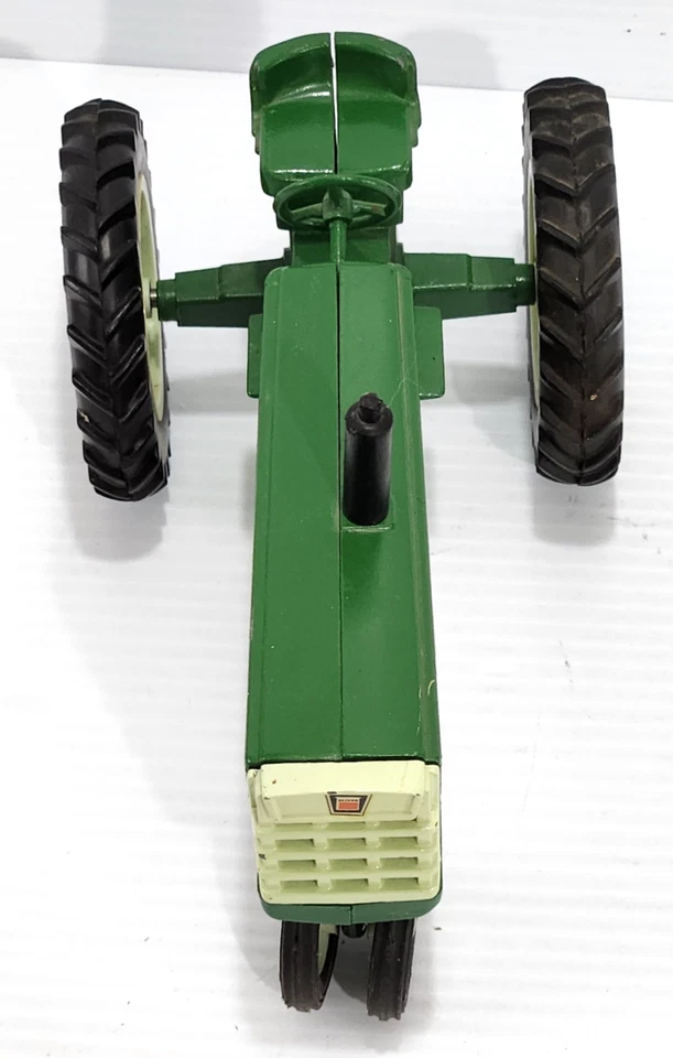Vintage 1/16 Ertl Farm Die Cast Oliver 1800 Green Tractor Toy Pastic Wheels - Image 3 of 4
