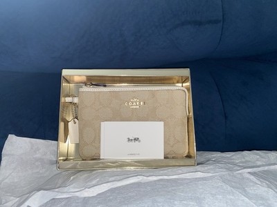 coach wallets for women