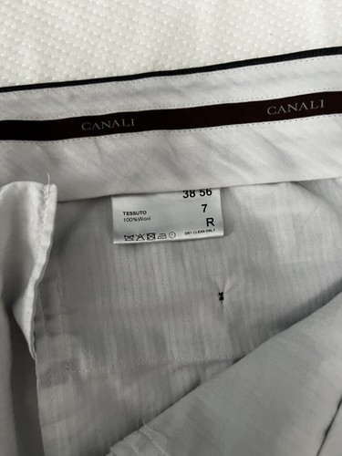 Canali 46R (56 IT) Grey Suit Made In Italy - Picture 15 of 17