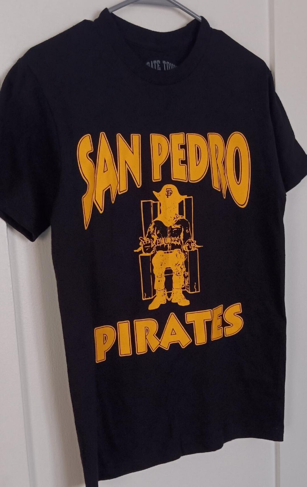 FILA San Pedro Pirates High School DEATH ROW Records LOGO T Shirt S Small