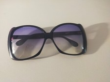 Occhiali da sole da donna anni 60/70 marca WELT colore nero - L. 15 cm.