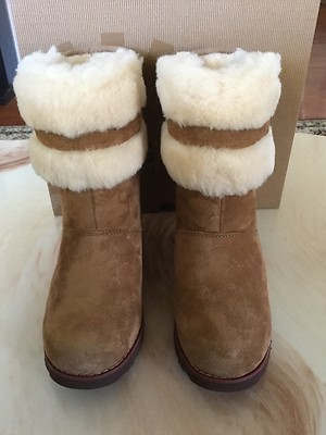 UGG Australia Girls SKYLIR Chestnut Suede Sheepskin Boots NWB Size Big  Kid