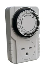 24 Hour 220v Mechanical Timer 240v 60hz 16A Indoor Electric Single Outlet Plug