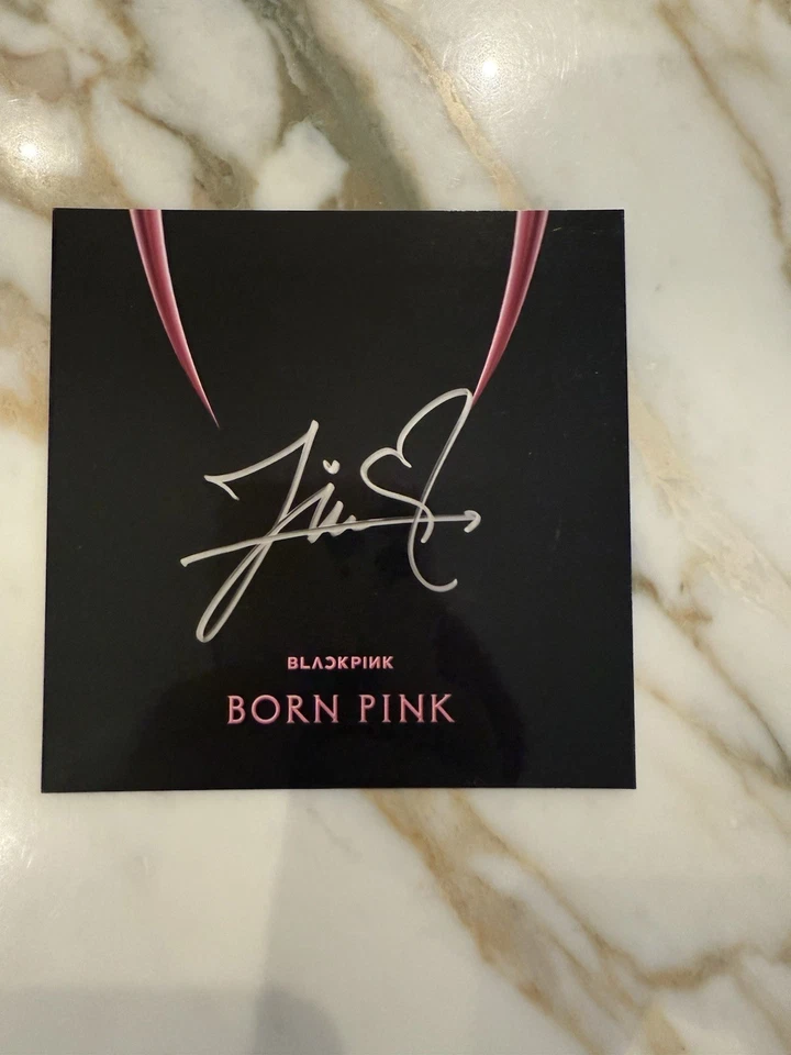 BLACKPINK - BORN PINK Jisoo Cassette + JISOO SIGNED ART CARD - Image 2 of 4