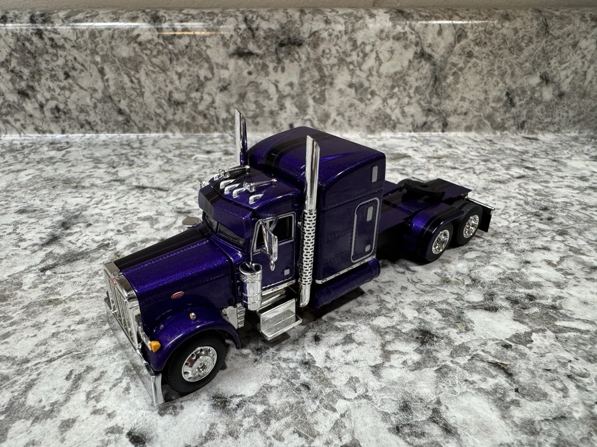 Highway 61/DCP Peterbilt 1:64 Scale Diecast Cars, Trucks & Vans