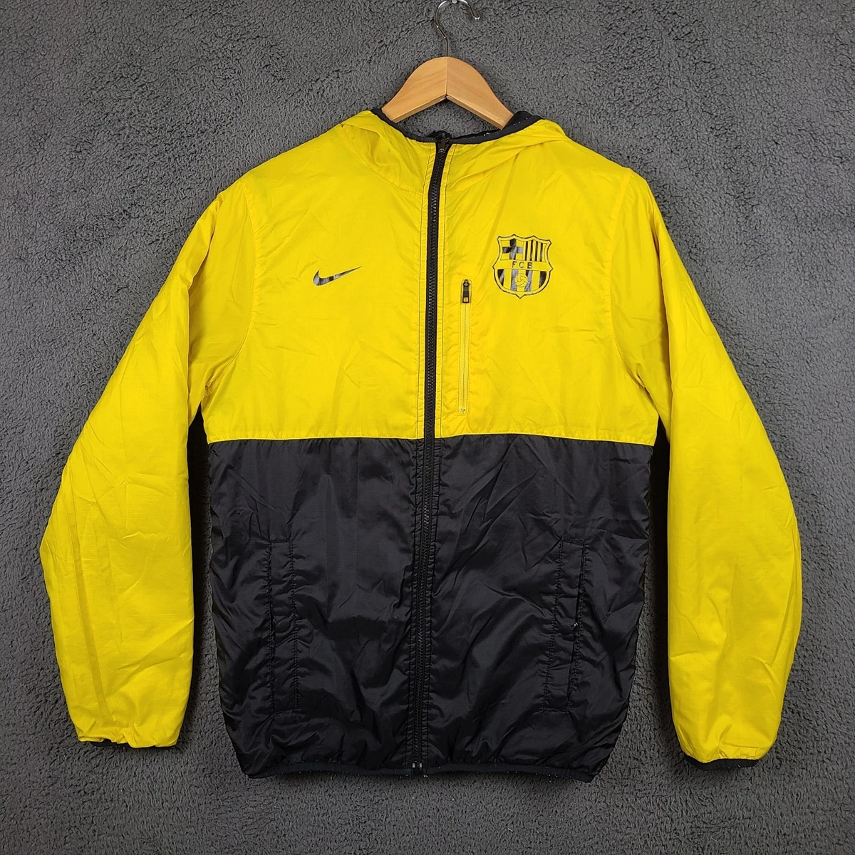 Preços baixos em Fc Barcelona Futebol Clube Internacional Amarelo
