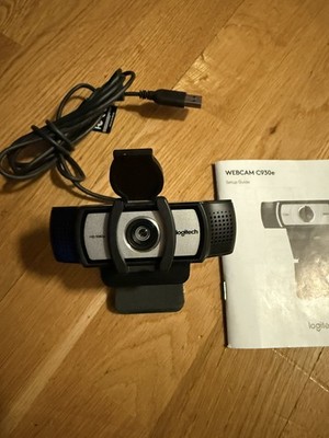 Logitech C930e Business Webcam mit Weitwinkelobjektiv, 1080p mit Privacy Shutter