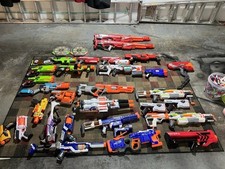 HUGE NERF BLASTER COLLECTION 20 BLASTERS, LOTS OF MAGS  ACCESSORIES