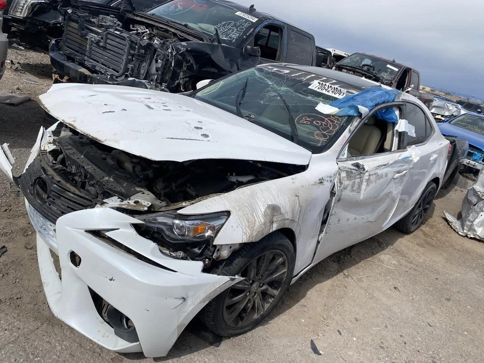 Coolant Reservoir Fits 16-19 LEXUS GS350 29252912 - Image 3 of 4