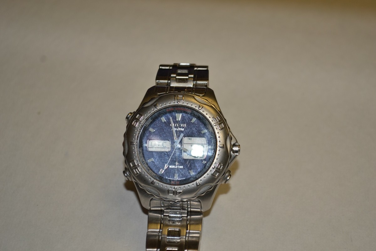 Citizen Eco Drive World Time Analog and Digital Display C-615 | eBay