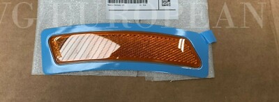 BMW Genuine F30 F31 3-Series M-package Front Bumper Drivers Right Reflector NEW