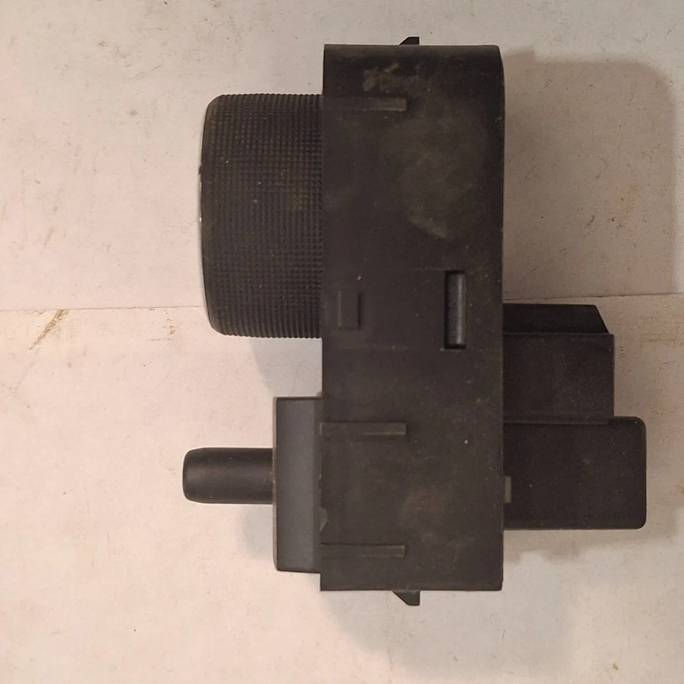 2007-14 Chevrolet GM Headlight, Instrument Panel Dimmer Switch 25858705 - Image 3 of 4