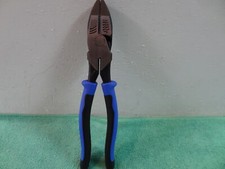 Klein Tools J2000-9NE - 9 Linemens Pliers