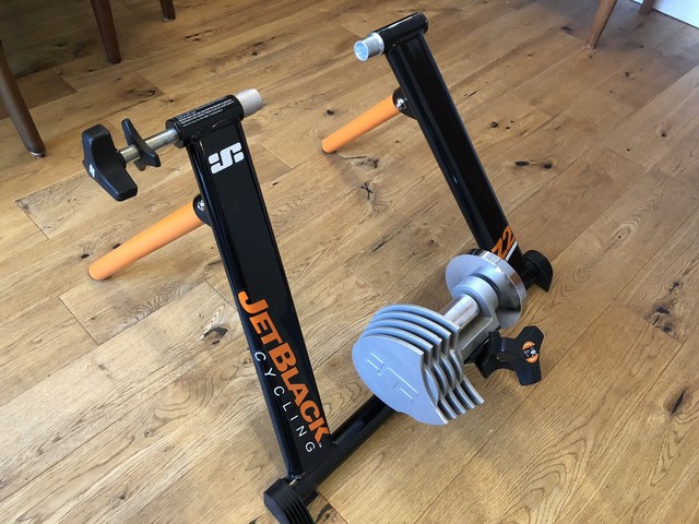 jet black z2 fluid turbo trainer