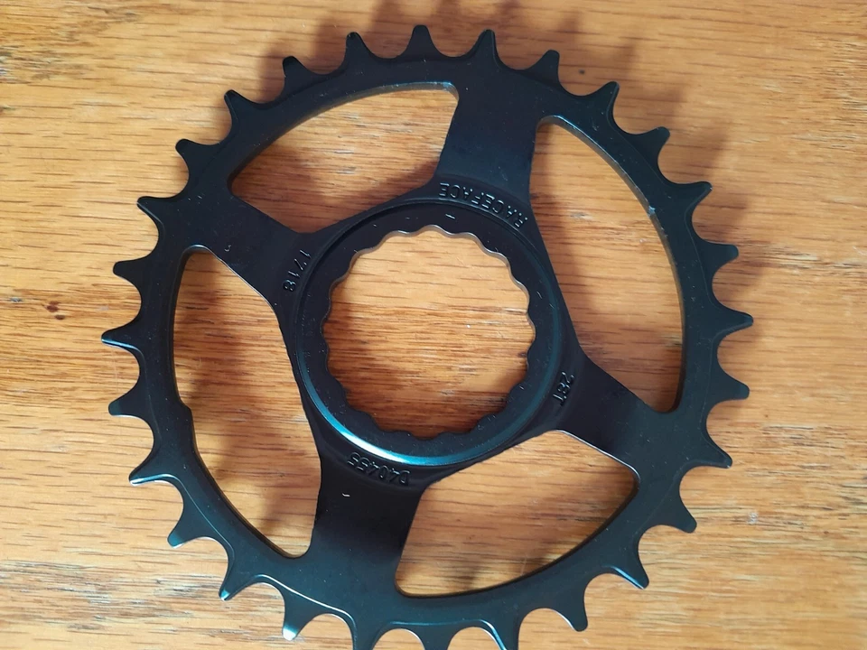 Race Face Cinch System Single Narrow Wide Direct Mount Chainring 28T Steel Black - Image 2 of 2