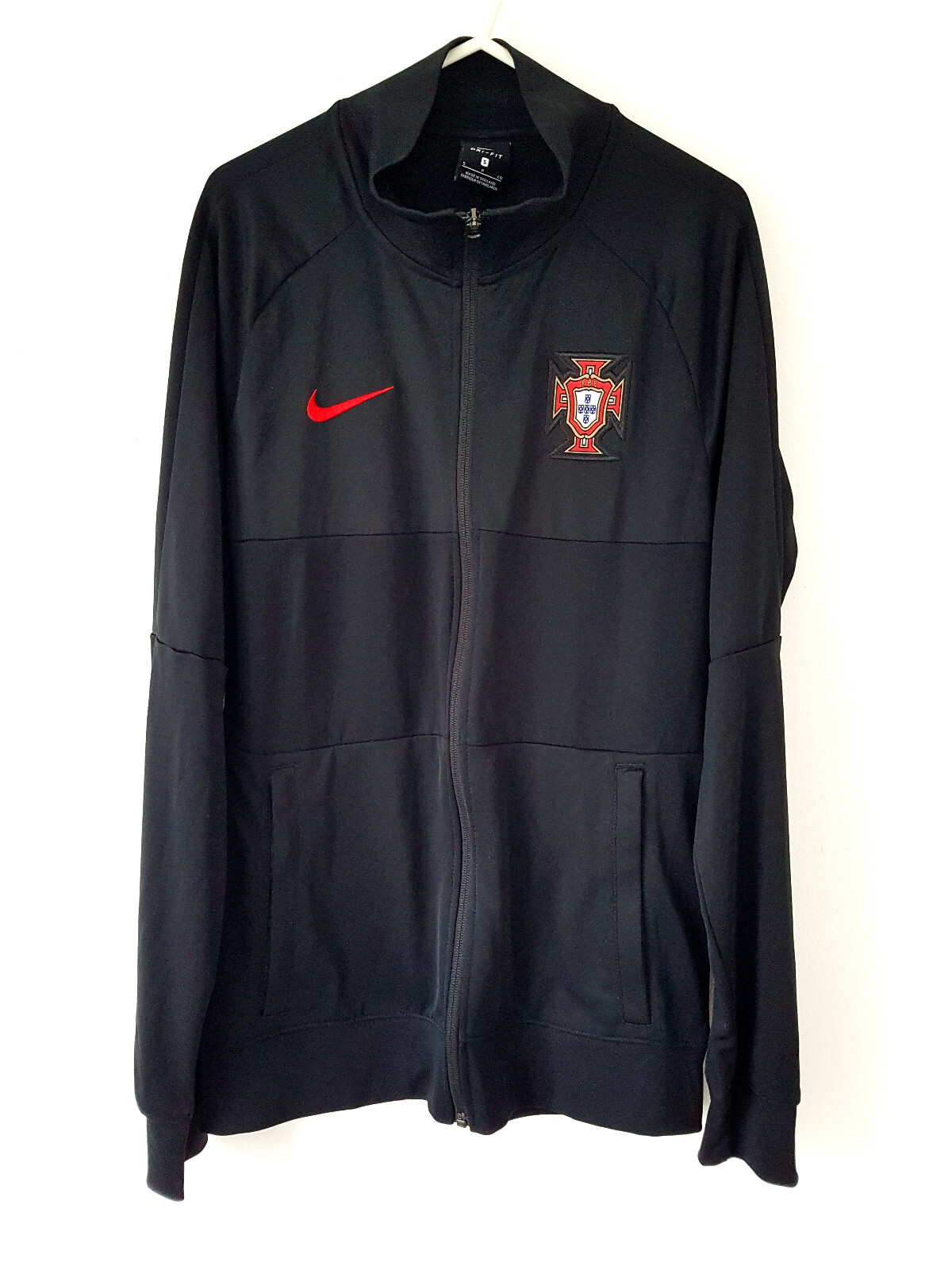 SACAI X NIKE Giacca da pista Portogallo. Piccoli adulti. Nike originali. Calcio Nero S.