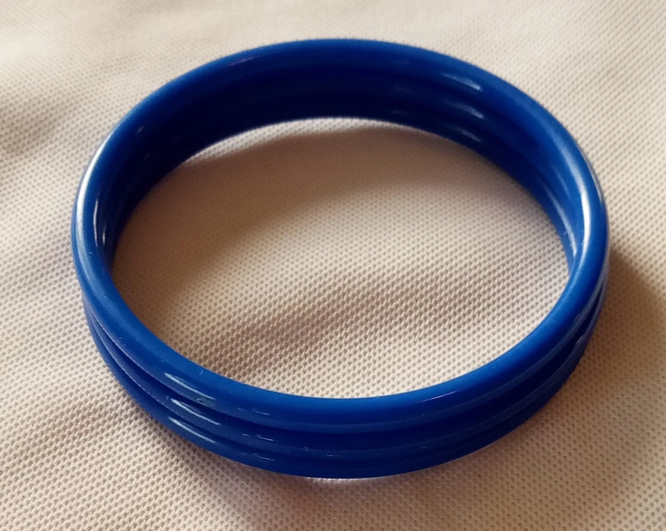 Juego de 3 brazaletes de plástico azul para mujer de 9,5 pulgadas vintage para todo tipo de clima envío gratuito Foto 3 de 4