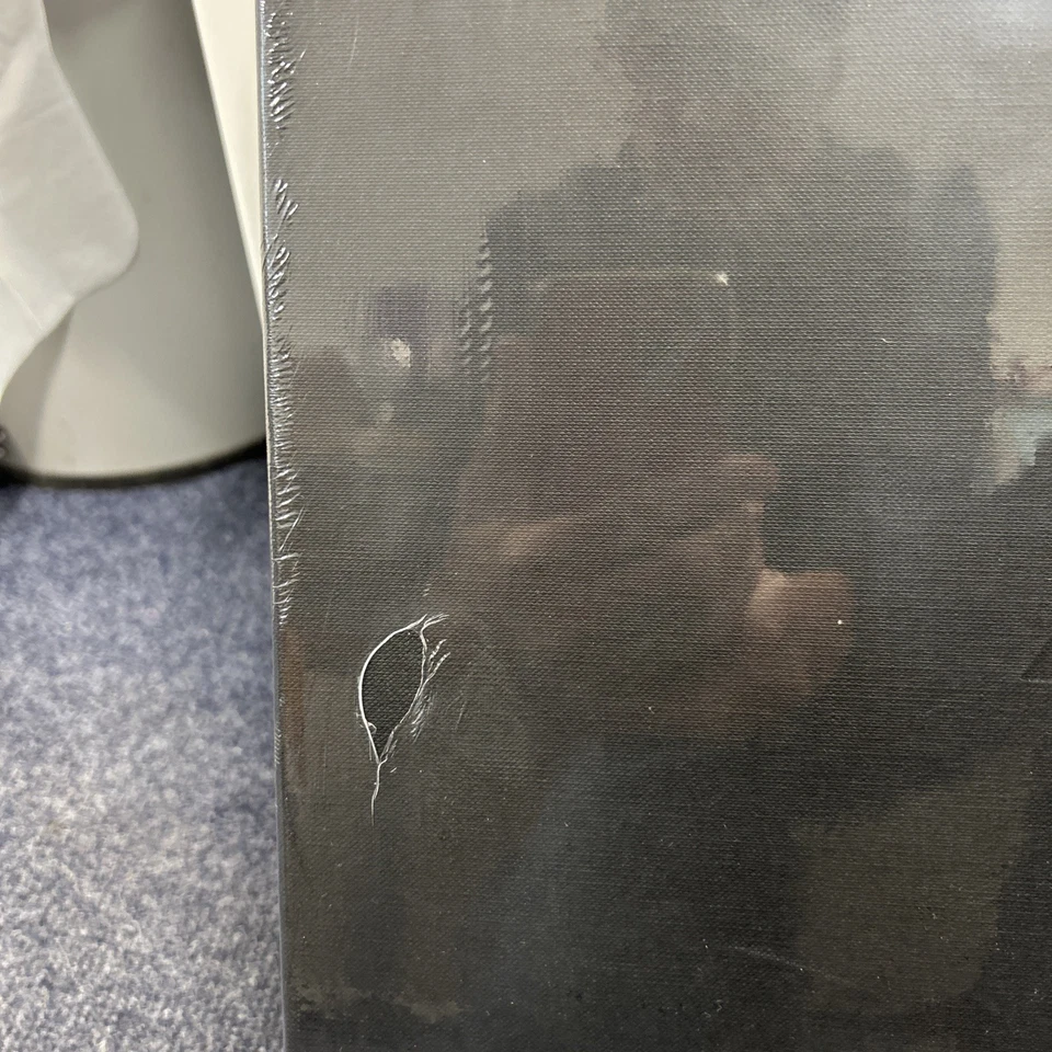 Pink Floyd The Dark Side Of The Moon Deluxe 50th Anniversary Vinyl Box Set - Image 3 of 4