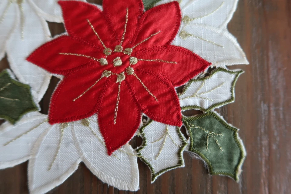 St Nicholas Square Christmas Poinsettia Cut-Out Centerpiece Mat Placemat - Image 4 of 4