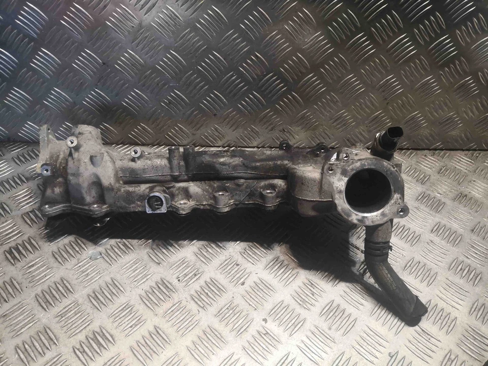 Colector de admisión delantero izquierdo MERCEDES-BENZ S 320 CDI W221 6420903337 3,0 diésel Foto 2 de 3