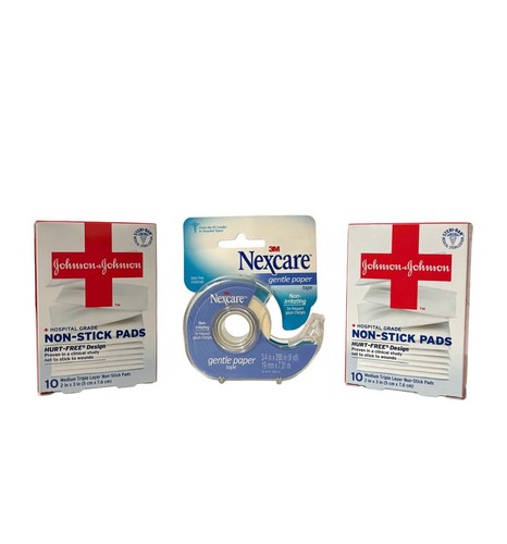 2 Johnson & Johnson First Aid Sterile Non-Stick Pads & 3M Nexcare Gentle Paper - Picture 7 of 7