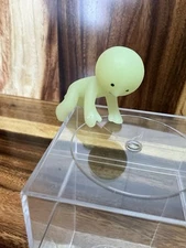 Smiski Series 4 Dreams Scared Glow in the Dark Mini Figure - Damaged