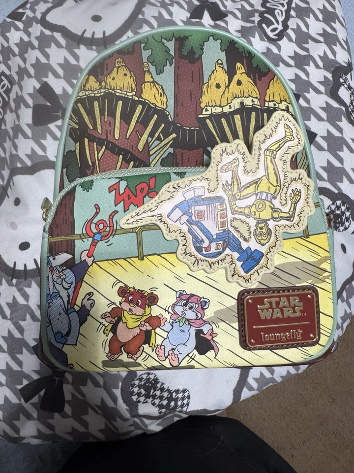 Mini Mochila Loungefly Disney Star Wars Ewok Y Droides, Nueva Foto 2 de 4