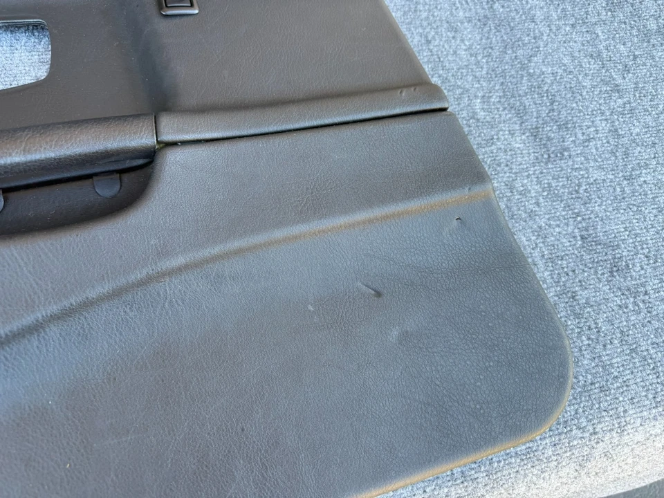 92-98 BMW 318i 325i 328i E36 Sedán TRASERO Puerta Derecha e Izquierda Paneles Tarjetas Negro OEM Foto 4 de 4