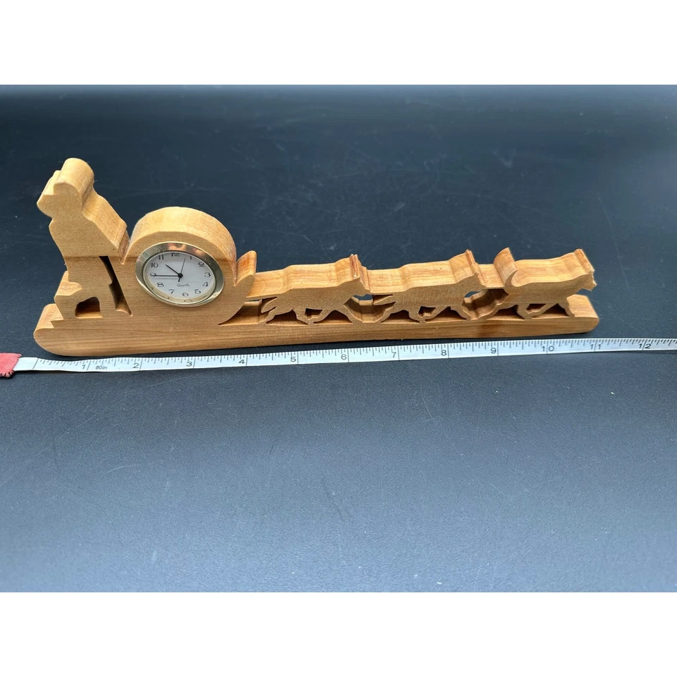 Wood Sled Dog Team Desk Clock Alaska Theme Quartz Display Piece Iditarod Mushing - Image 2 of 4