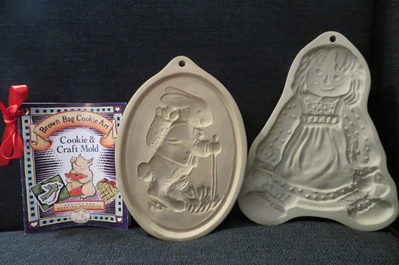 Vintage 1985 Easter Cookie & Craft Molds Set with Book Featuring Raggedy Ann and Peter Rabbit